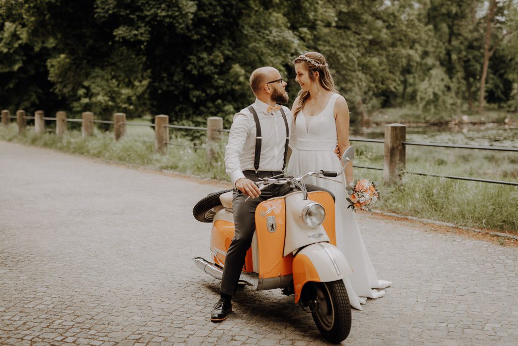 Hochzeitsreportage Kloster Neuzelle Berlin Roller
