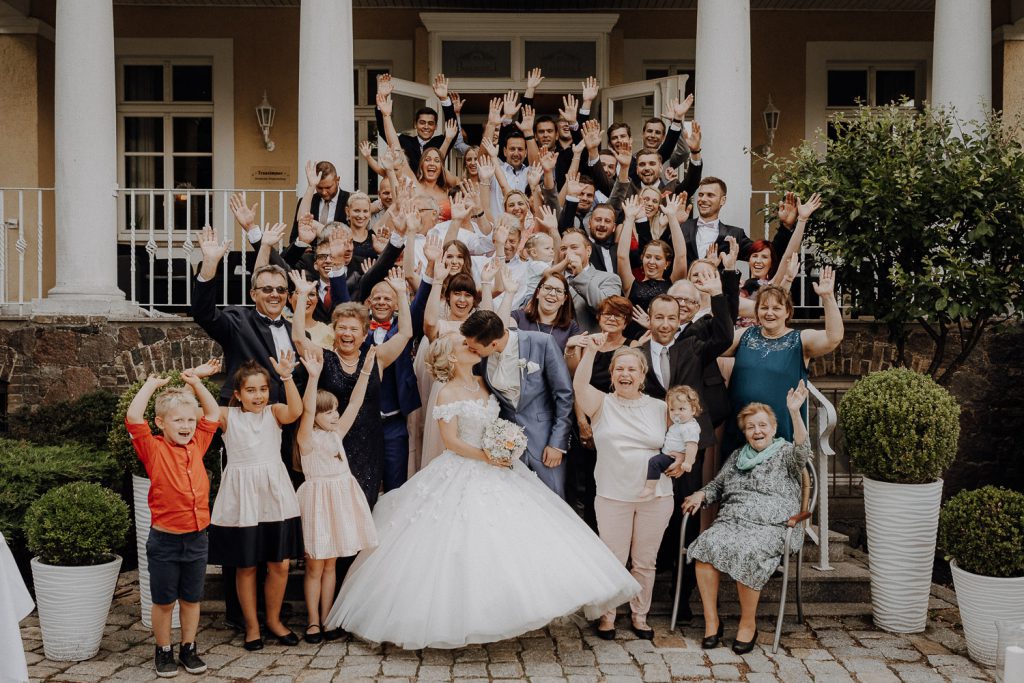Hochzeit auf Schloss Wulkow Gruppenfoto